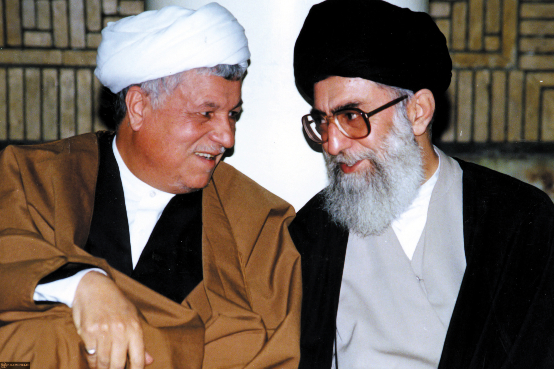 Imagem de referência relacionada a Ali Akbar Hashemi Rafsanjani, item descrito como político iraniano, 4° Presidente do Irã