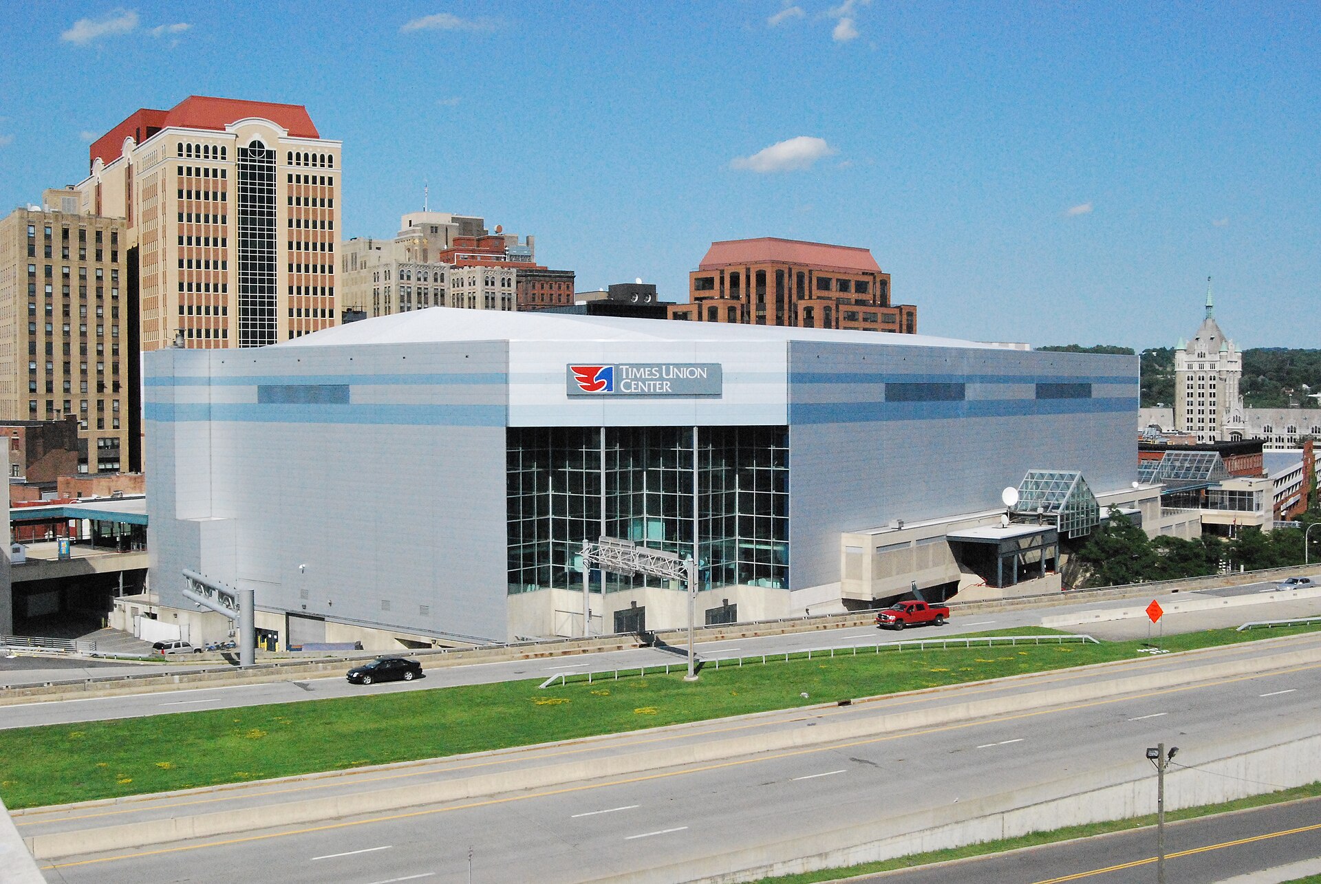 Imagem de referência de Times Union Center, descrito nos dados abertos como arena em Albany, Nova Iorque