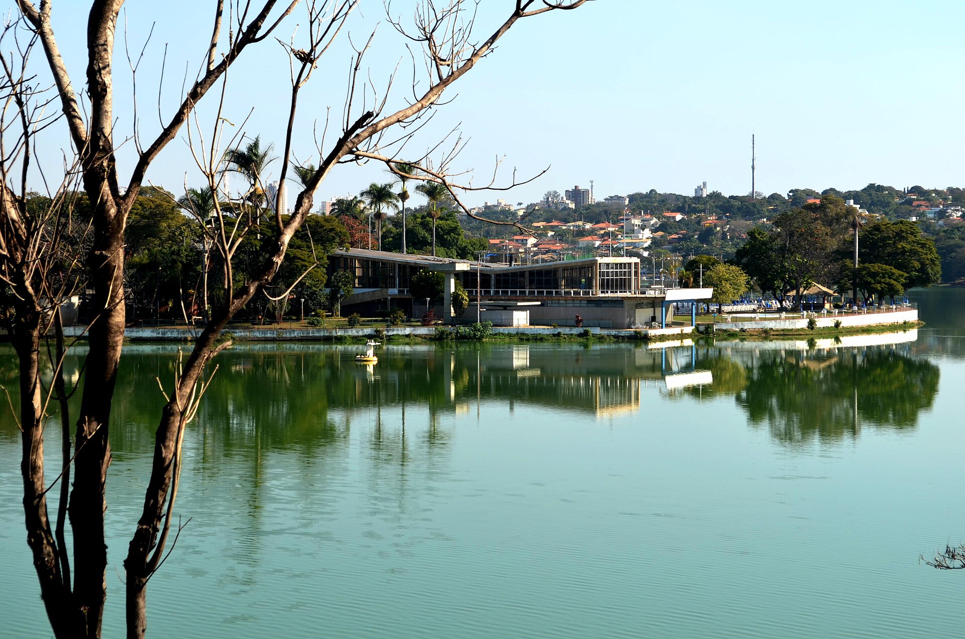 Imagem de referência de Iate Tênis Clube, descrito nos dados abertos como clube esportivo no município brasileiro de Belo Horizonte