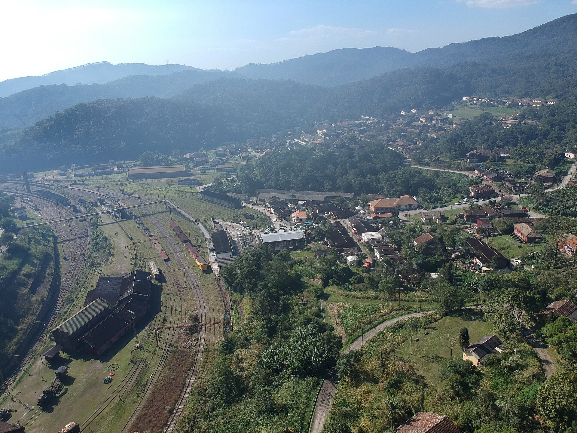 Imagem de referência de Complexo Ferroviário de Paranapiacaba, descrito nos dados abertos como bem tombado pelo CONDEPHAAT na cidade de Santo André