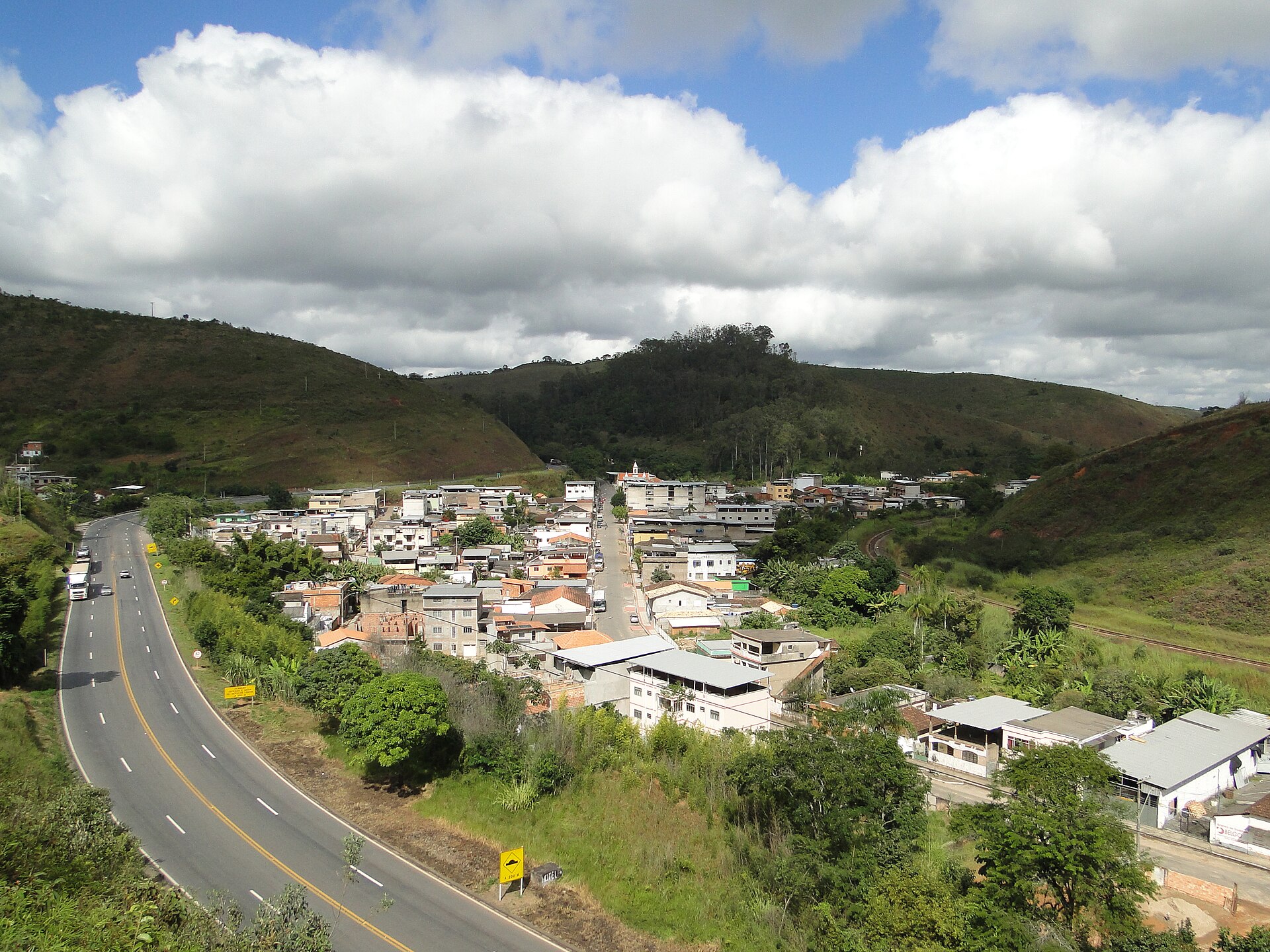 Imagem de referência de Ewbank da Câmara, descrito nos dados abertos como município brasileiro do estado de Minas Gerais