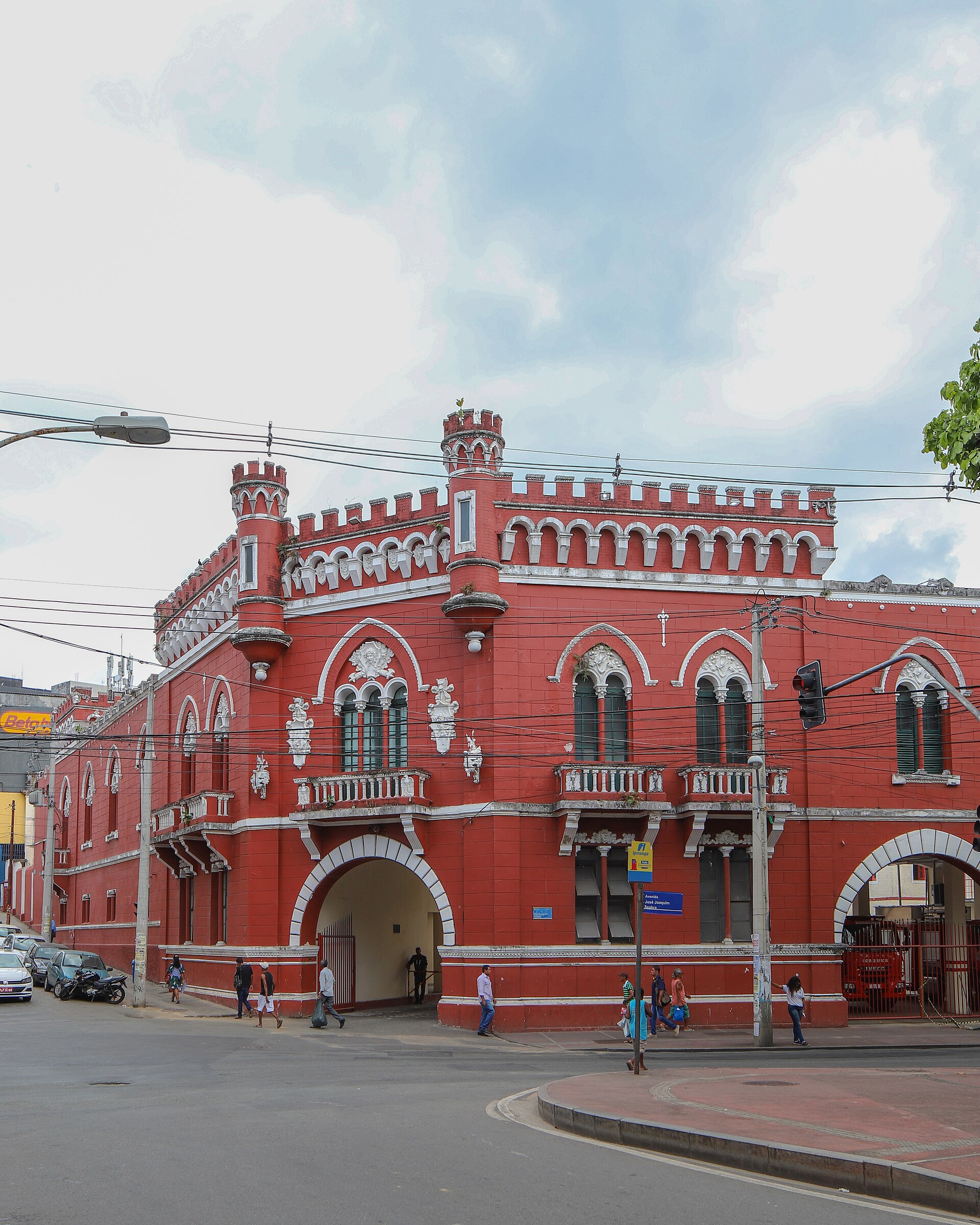 Imagem de referência de Sede do Corpo dos Bombeiros, descrito nos dados abertos como quartel-sede do Corpo de Bombeiros Militar da Bahia