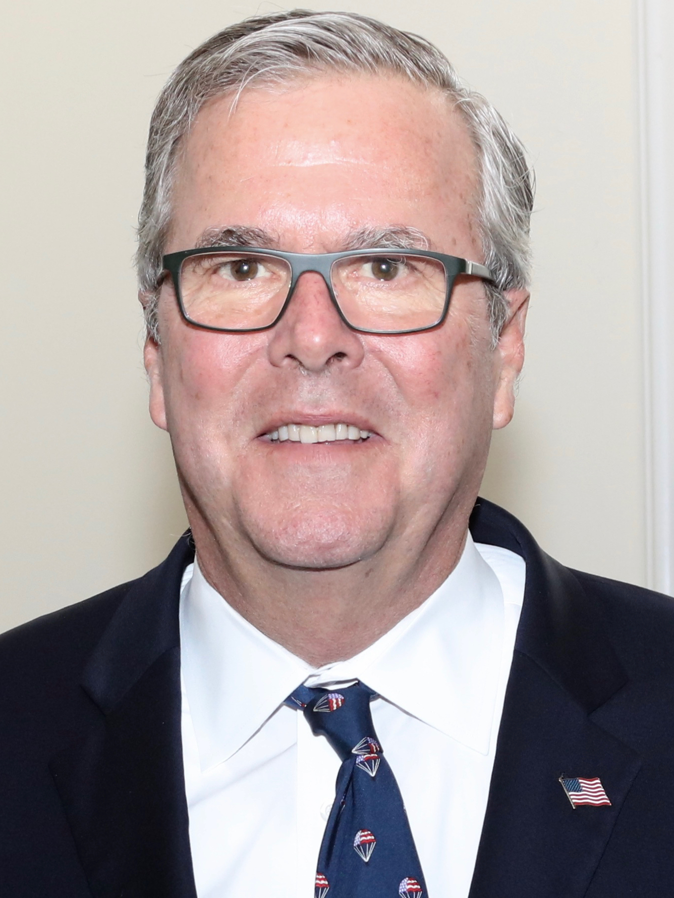 Imagem de referência de Jeb Bush, descrito nos dados abertos como político americano