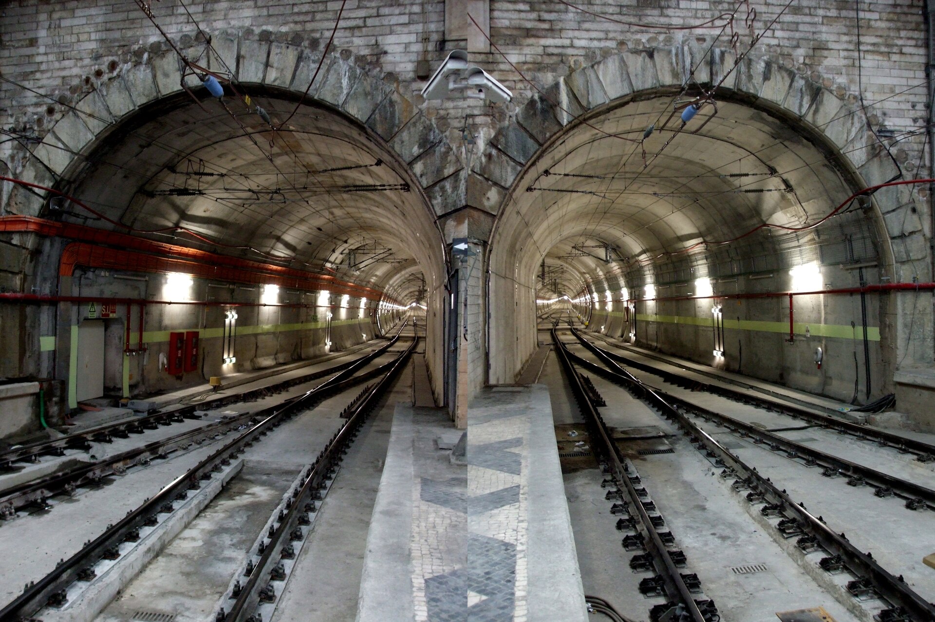 Imagem de referência de Linha de Sintra, descrito nos dados abertos como linha ferroviária em Portugal