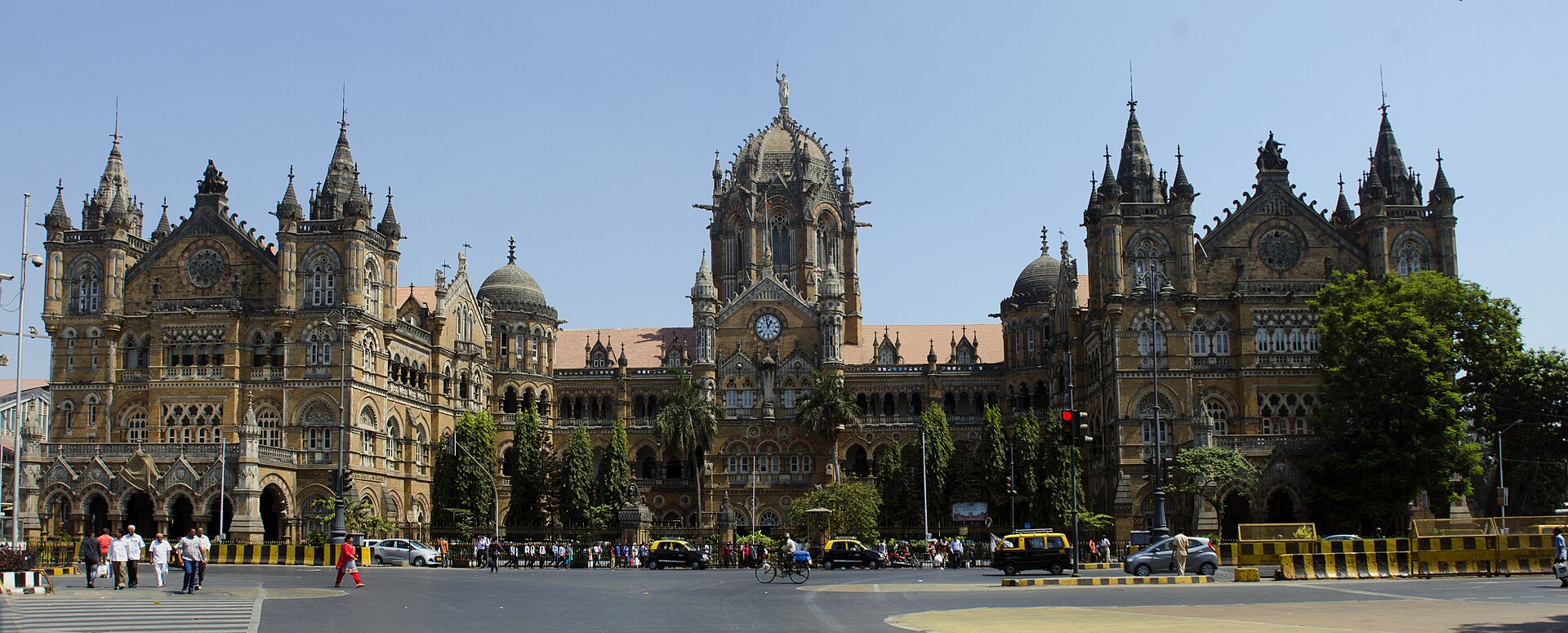 Imagem de referência de Estação Chhatrapati Shivaji Maharaj, descrito nos dados abertos como estação terminal ferroviária em Bombaim, Índia