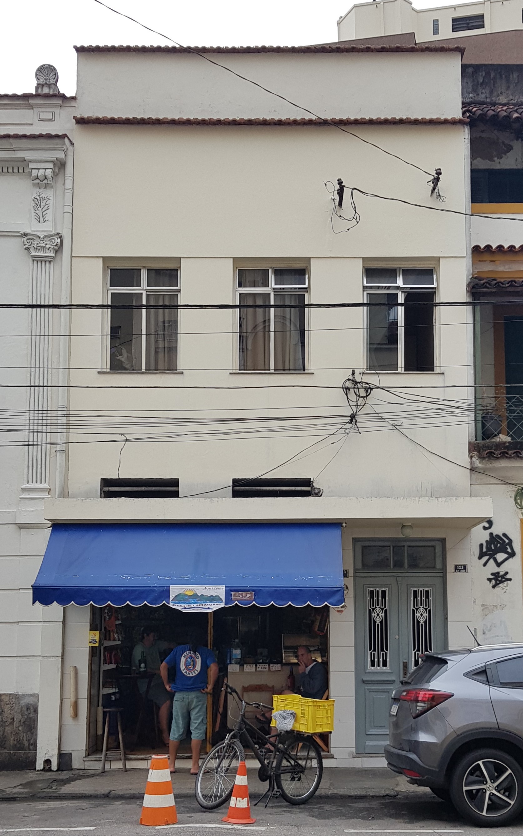 Imagem de referência de Edifício à Rua Ipiranga, 121, descrito nos dados abertos como bem tombado pelo Instituto Estadual do Patrimônio Cultural do Rio de Janeiro na cidade do Rio de Janeiro
