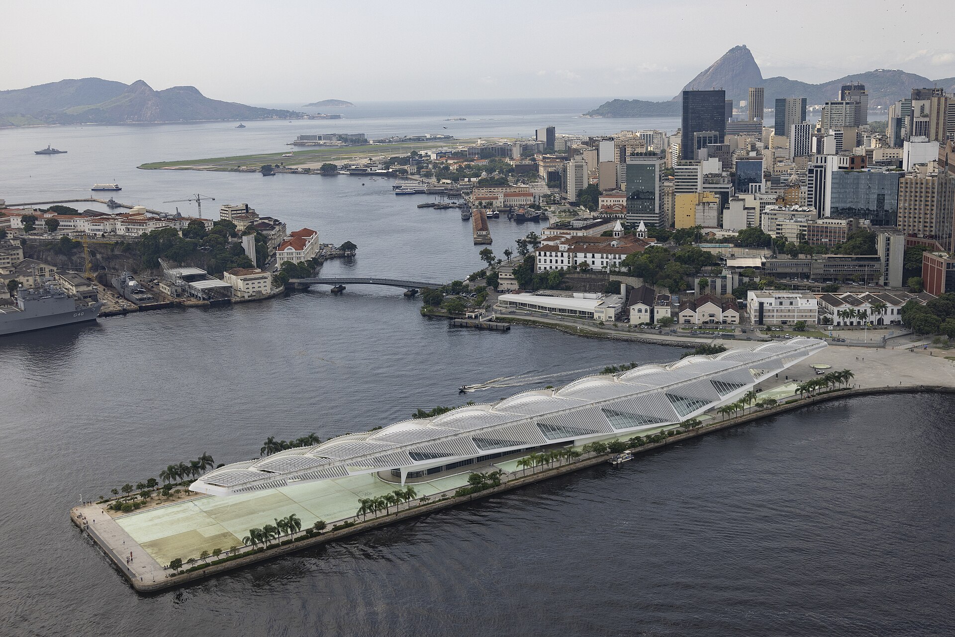 Imagem de referência de Museu do Amanhã, descrito nos dados abertos como museu de ciências no Rio de Janeiro