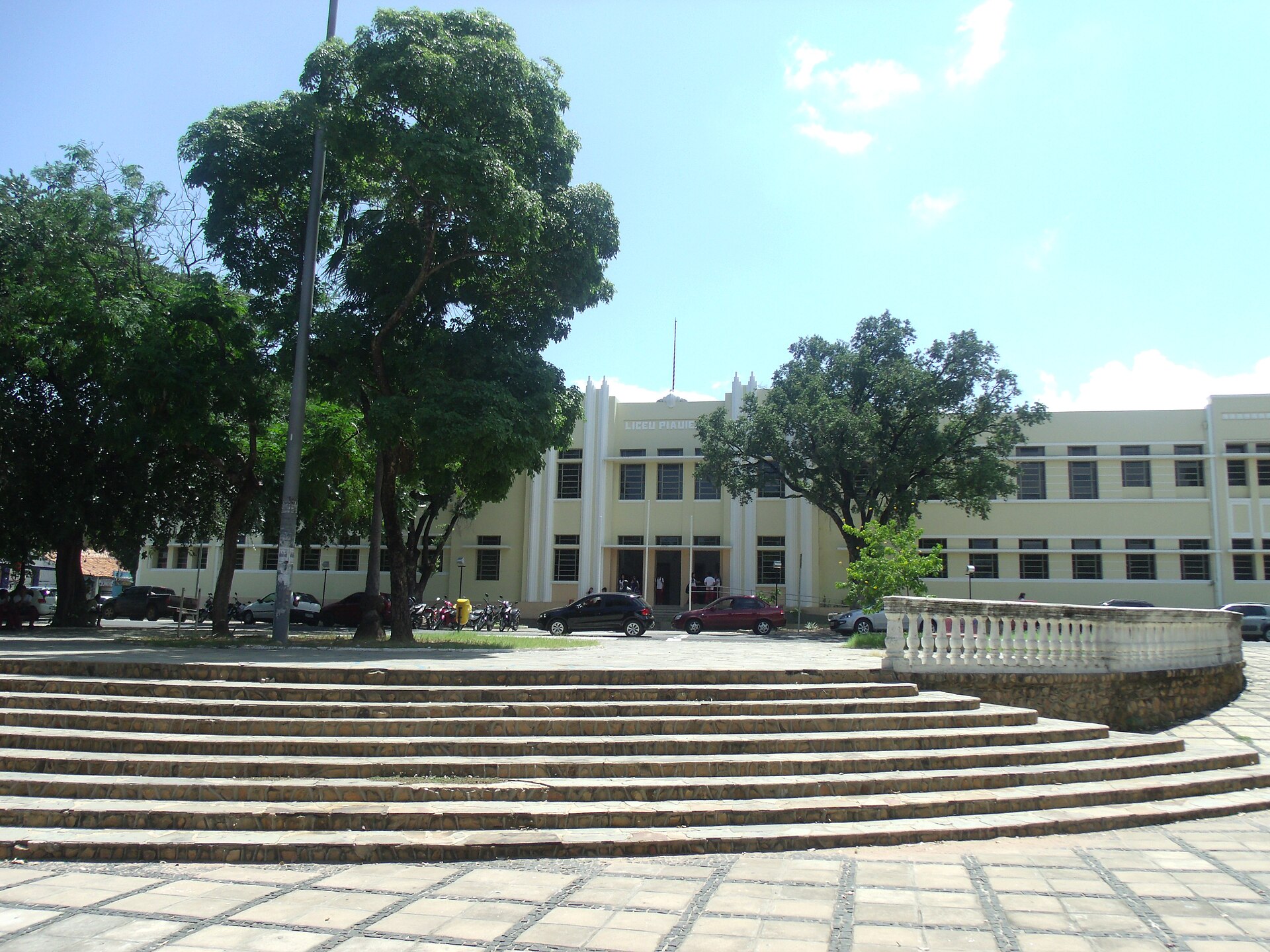 Imagem de referência de Liceu Piauiense, descrito nos dados abertos como tradicional instituição de ensino da cidade de Teresina, Piauí