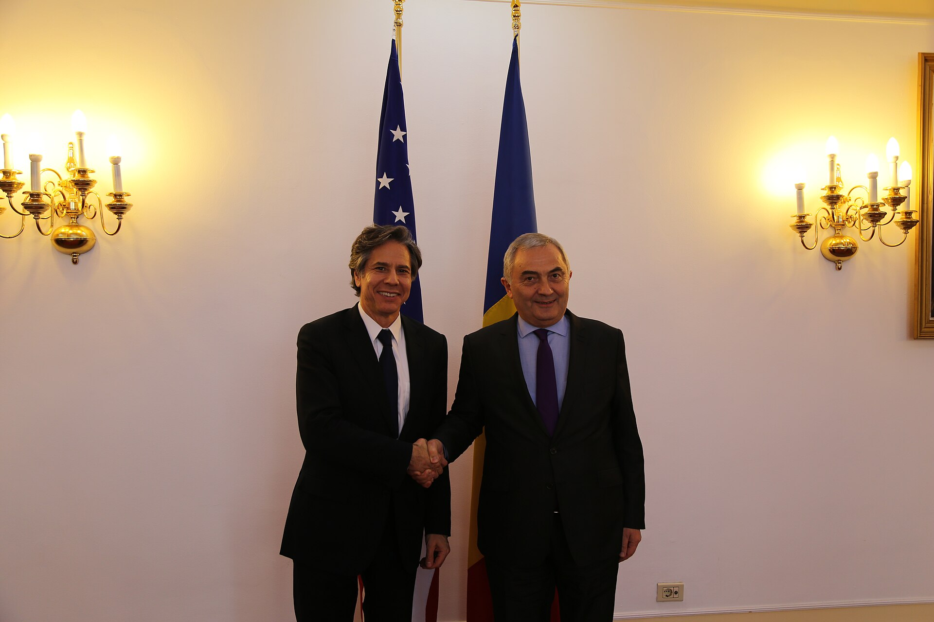 Imagem de referência relacionada a Lazăr Comănescu, item descrito como economista, Roménia