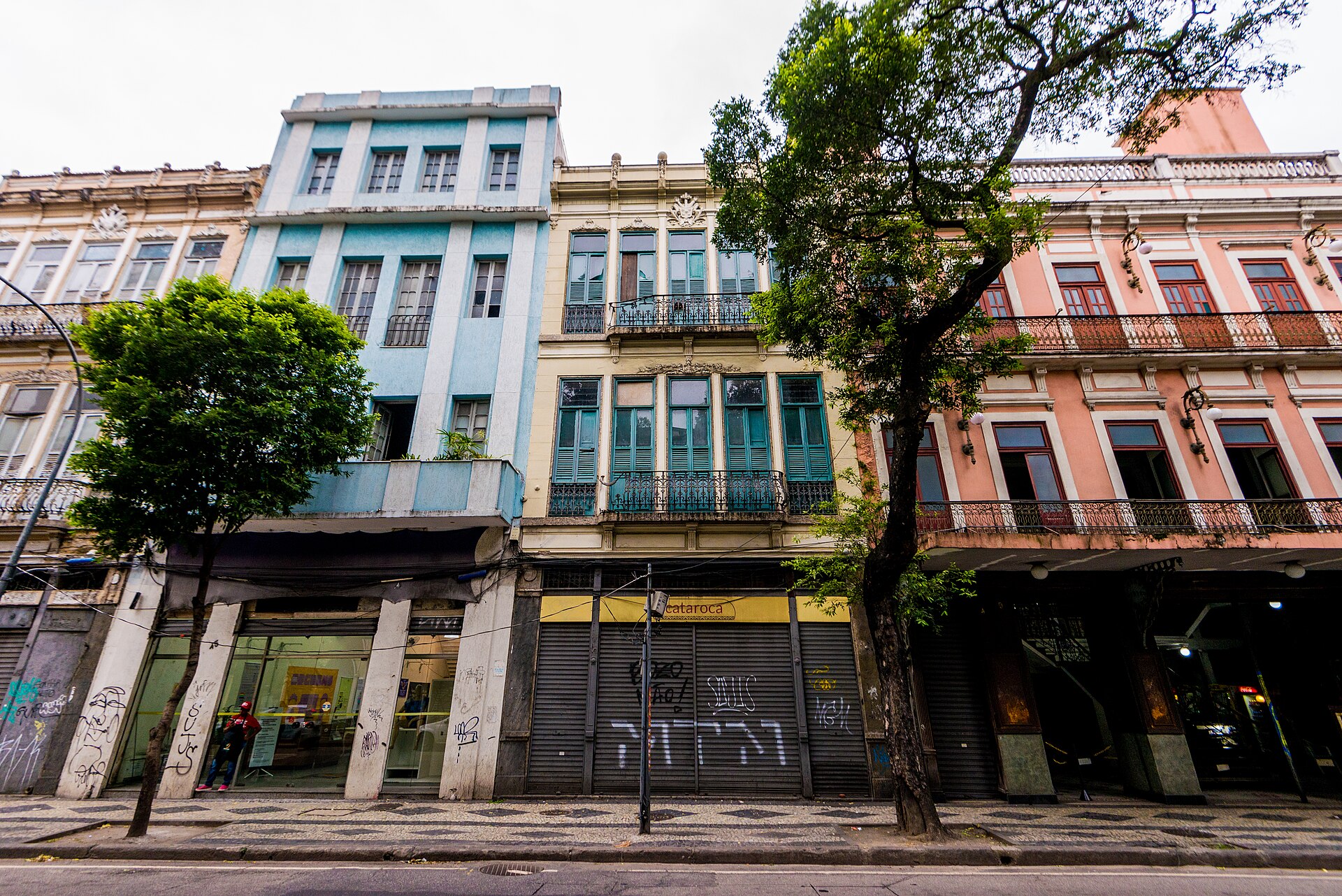Imagem de referência de Edifício à Rua da Carioca, 47, descrito nos dados abertos como bem tombado pelo Instituto Estadual do Patrimônio Cultural do Rio de Janeiro na cidade do Rio de Janeiro