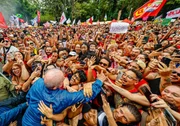 Apoiadores realizam atos pró-Lula no país inteiro neste domingo (11/10)