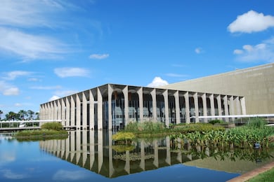 Diplomacia brasileira: o papel do diplomata na defesa dos interesses do Estado