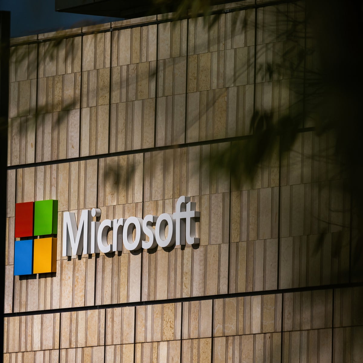 A Microsoft reportedly oferecerá indenizações de compra para 60.000 funcionários em seus últimos cortes