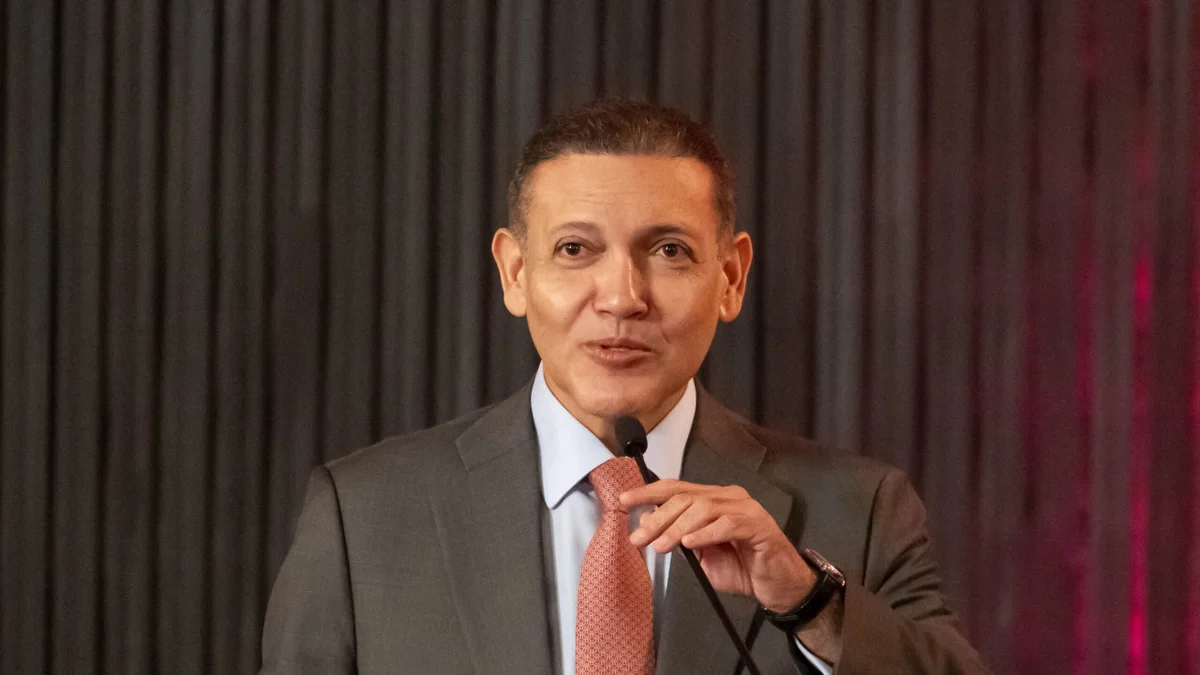 Master: deputados do PT pedem a Fachin investigação contra Nunes Marques