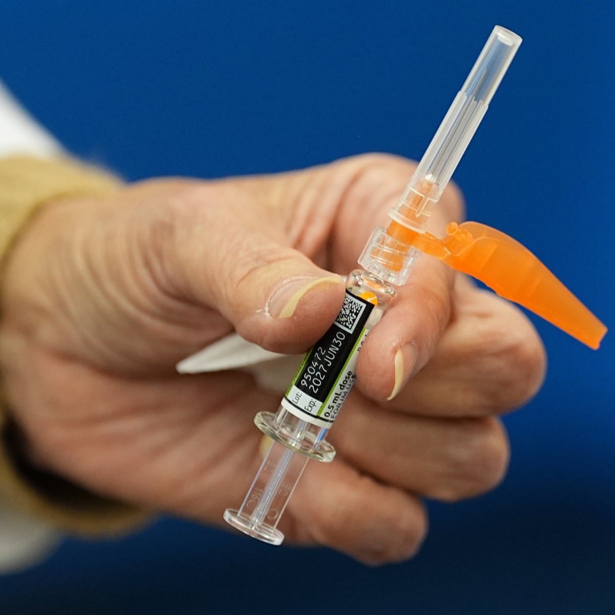 Casos de gripe aumentam na costa oeste antes do habitual enquanto especialistas de saúde dos EUA incentivam a vacinação