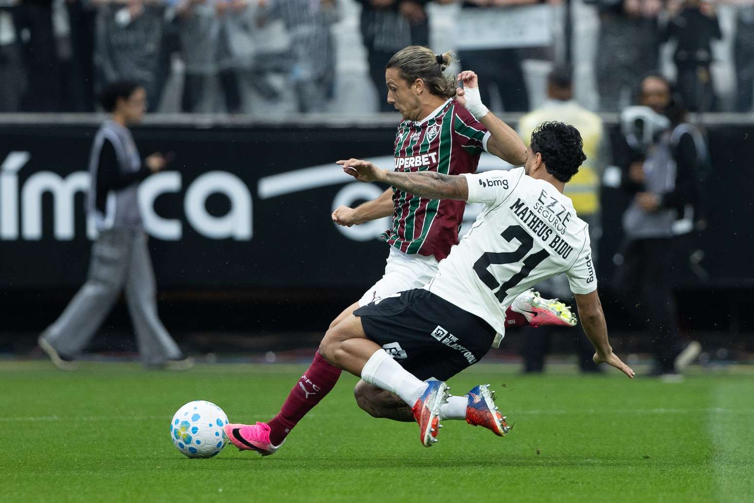 Corinthians e Fluminense se enfrentam pela 28&ordf; rodada do Brasileir&atilde;o