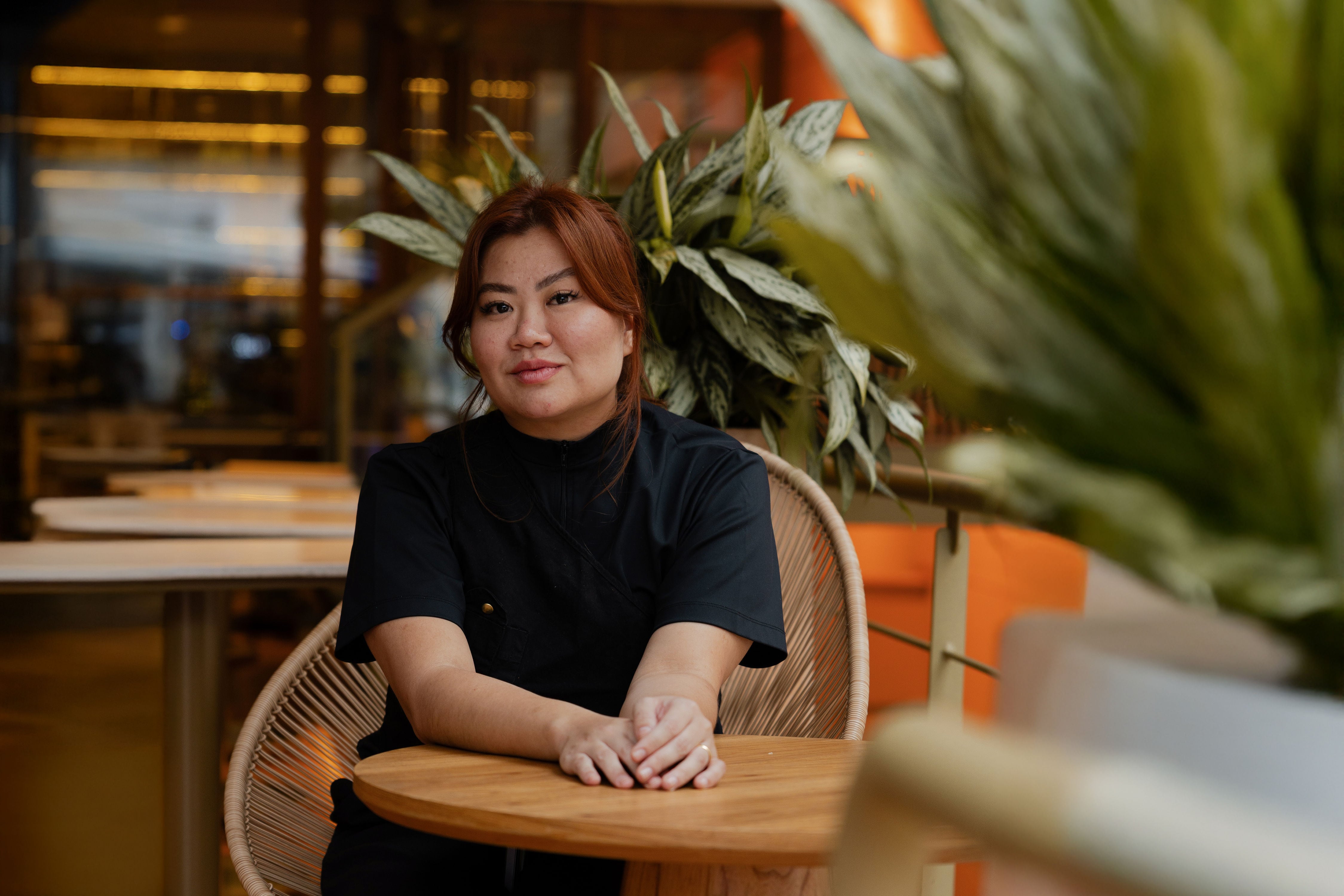 O café de duas mesas virou um cafezão: a Joya de Isabela Honda