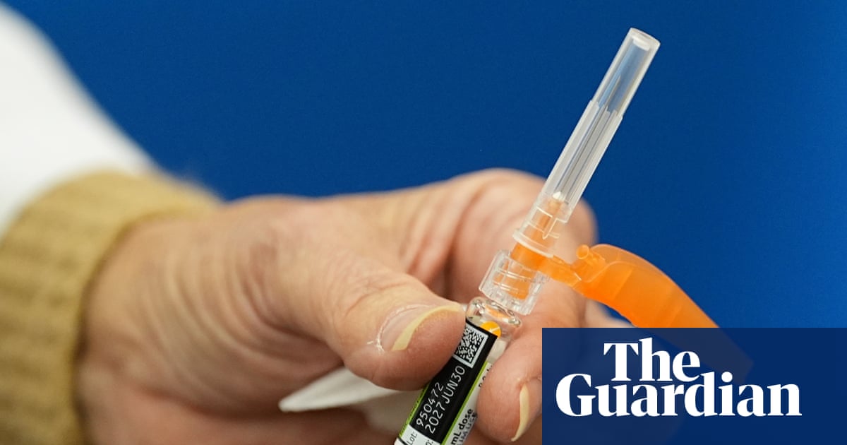 Casos de gripe aumentam na costa oeste antes do habitual enquanto especialistas de saúde dos EUA incentivam a vacinação