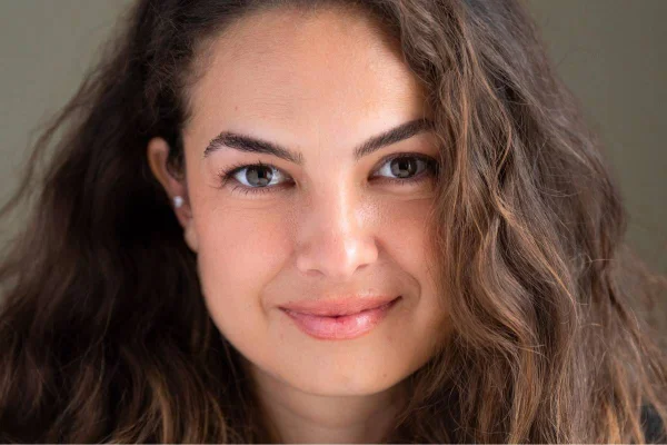 Atores de Rebelde lamentam morte de Lua Blanco, intérprete de Roberta - destaque galeria