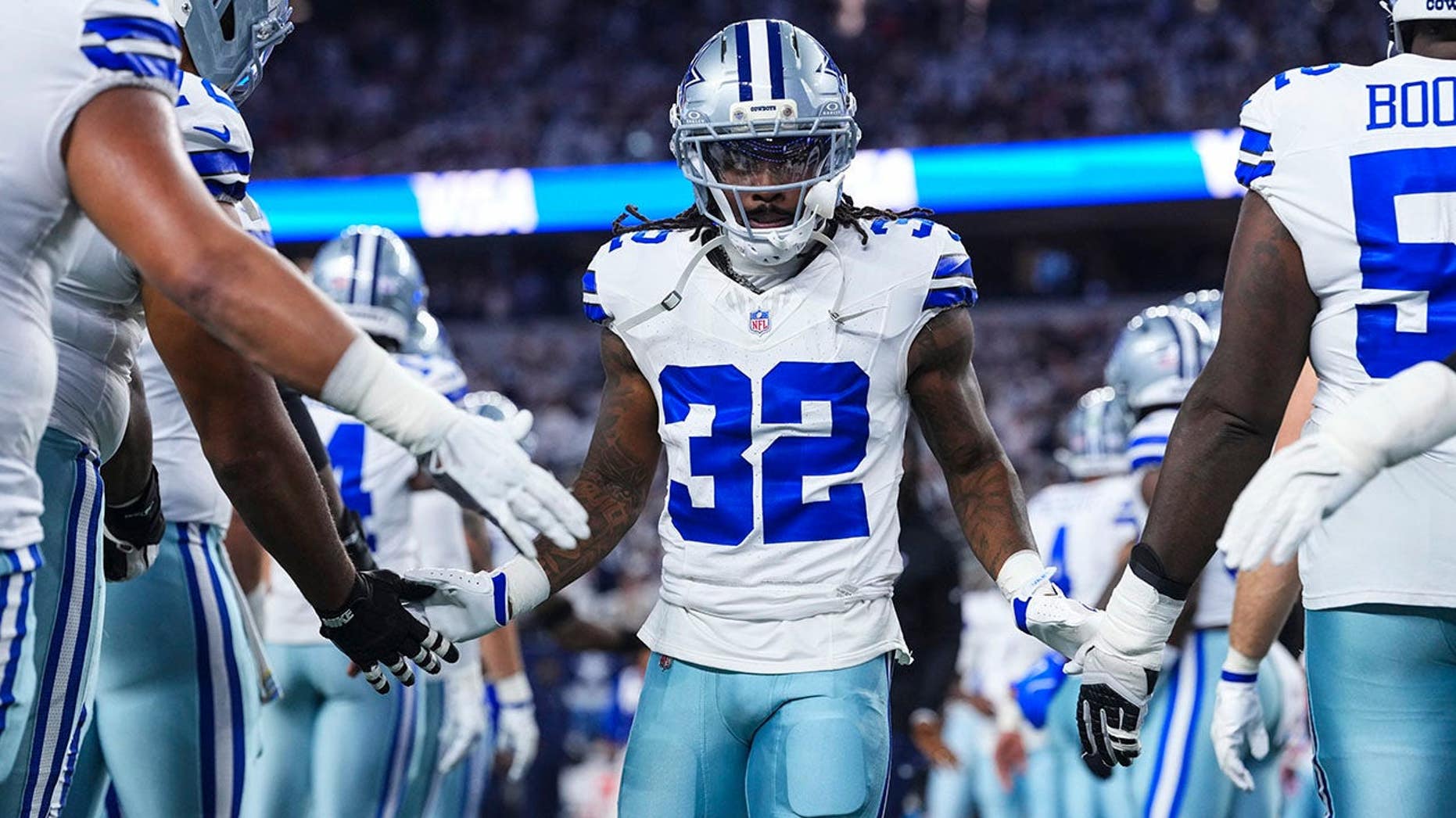 Pânico em Dallas: a defesa dos Cowboys realiza uma reunião de emergência enquanto a temporada entra em colapso após a derrota para os Bucs