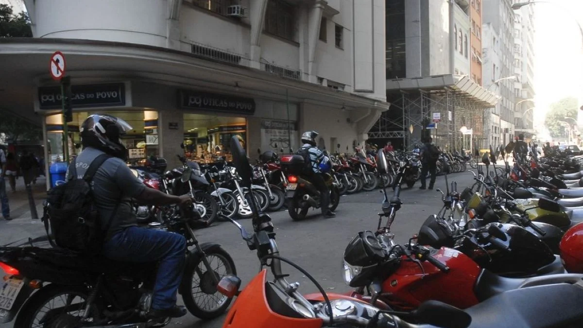 Mortes de motociclistas batem recorde nos primeiros nove meses do ano em SP
