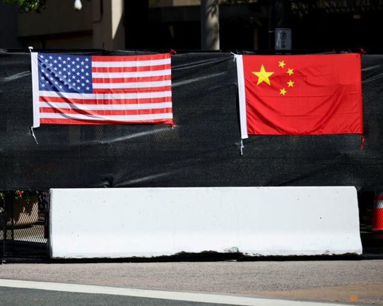 Trump aberto à ideia de reunião conjunta com Xi e Putin no próximo mês