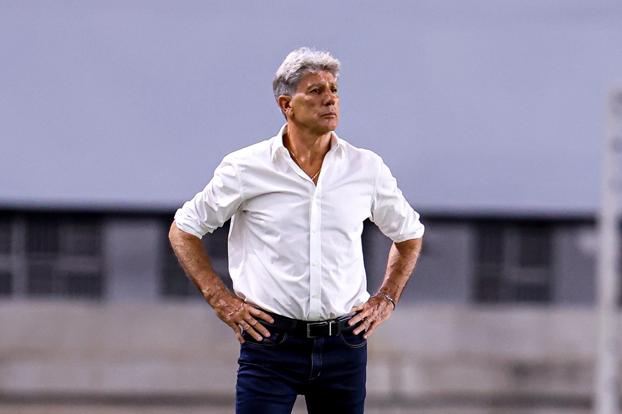 Renato faz crítica indireta a Luís Castro após empate do Grêmio: "Muita coisa para corrigir"
